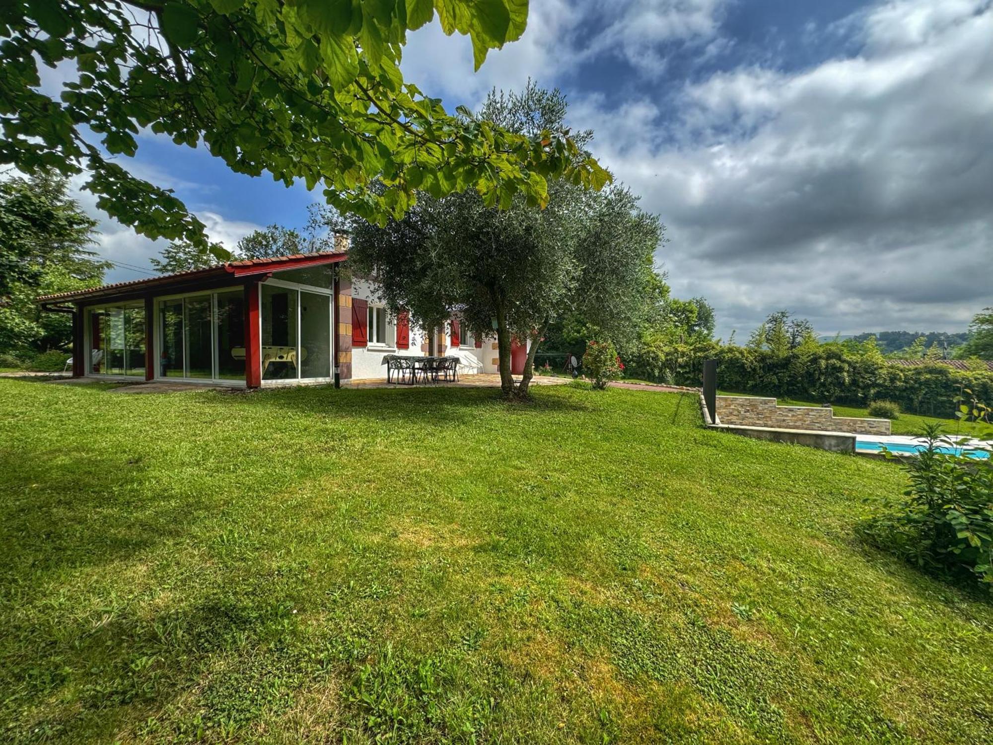 Maison Avec Piscine Çaro Kültér fotó