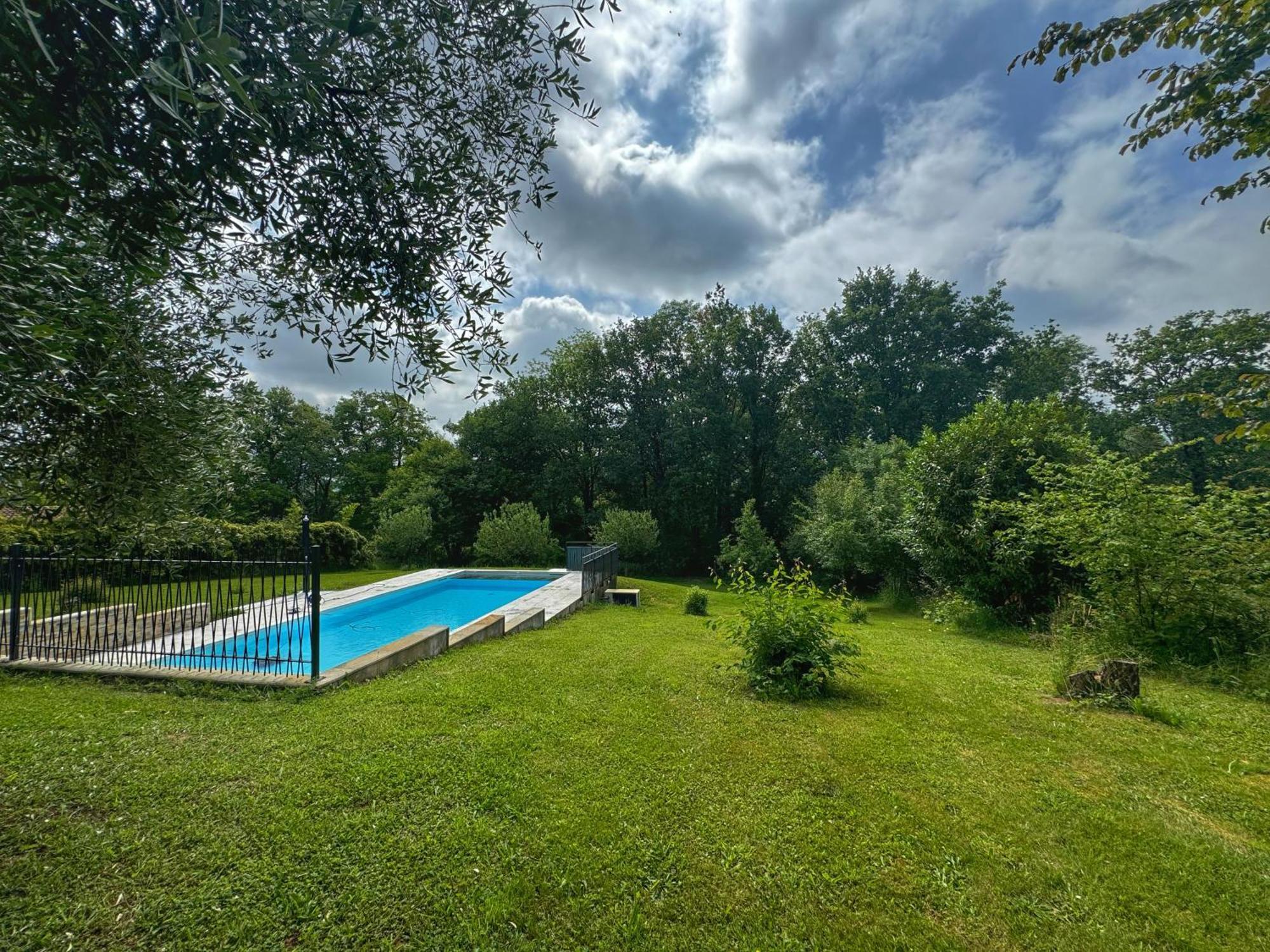 Maison Avec Piscine Çaro Kültér fotó
